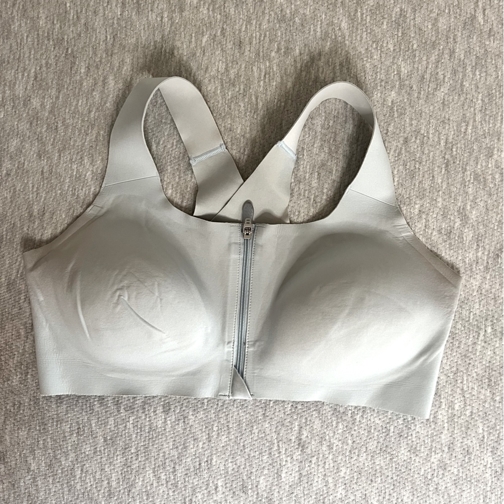 Brooks Zipper Sports Bra